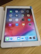 iPhone 17 516 几乎全新 无磕碰划痕，买了半年，